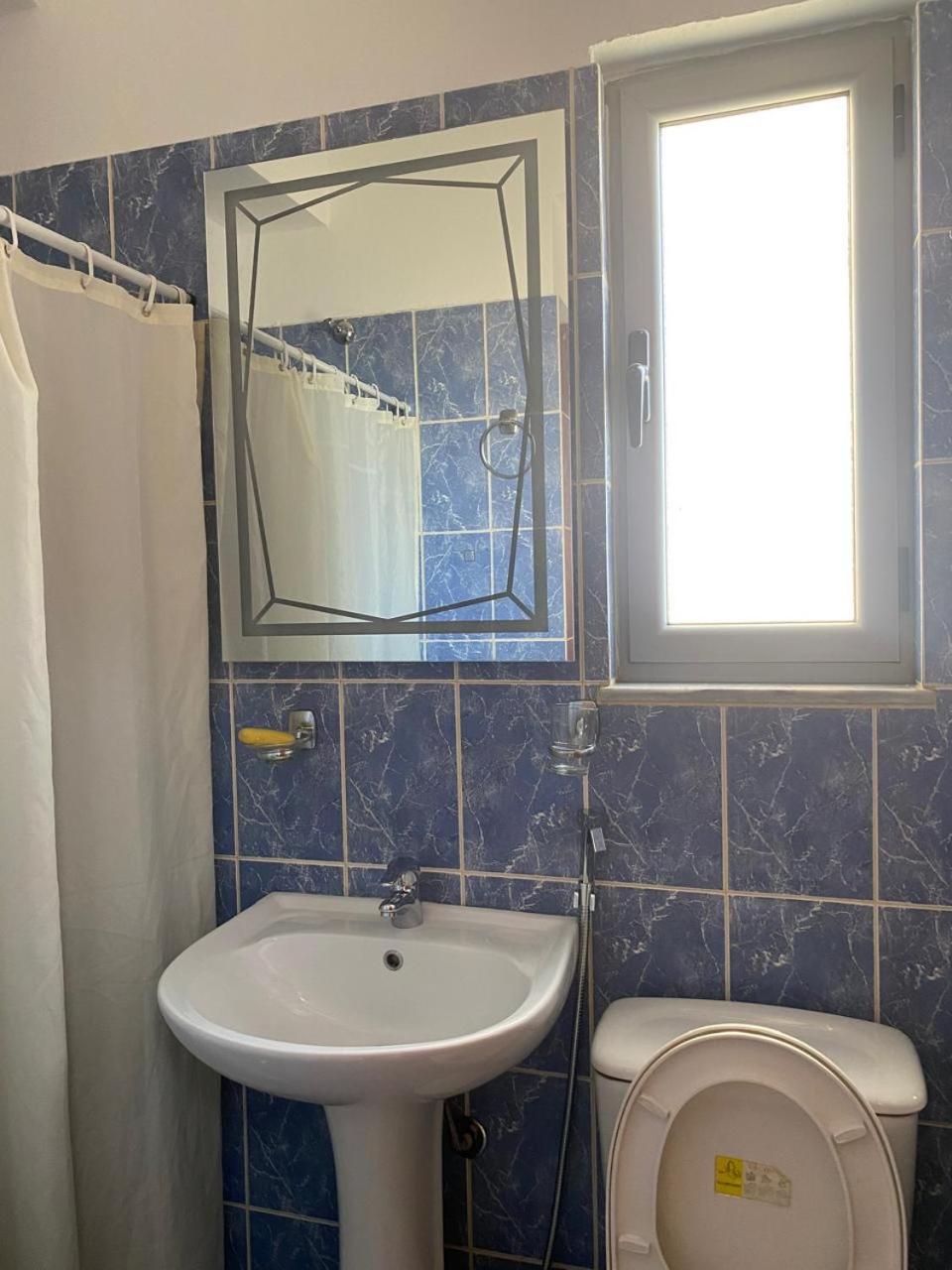 Tarace Sea View Apartment Sarande Exterior photo